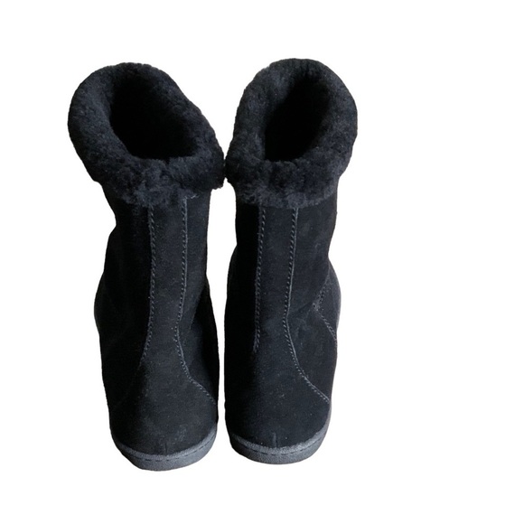 J. Crew black leather boots with faux shearling lining. Size 8 - Picture 3 of 6